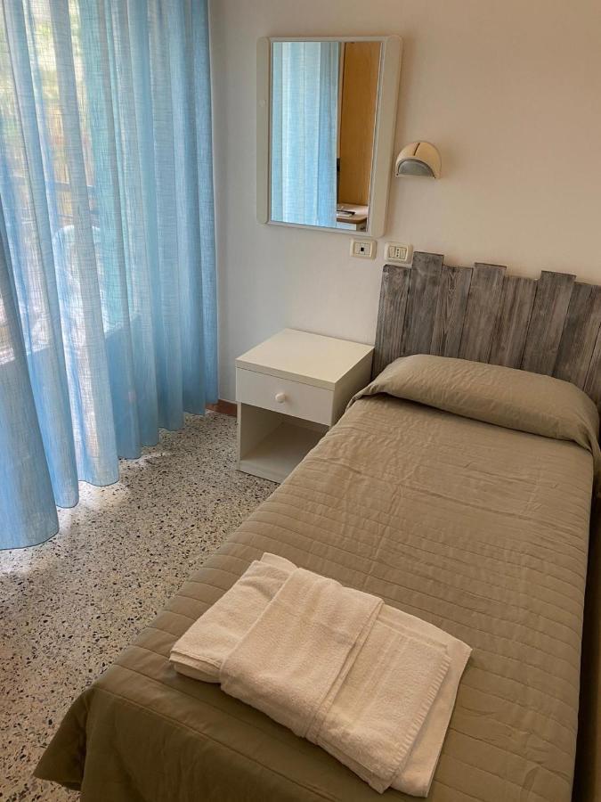 Hotel Riva Rimini Luaran gambar