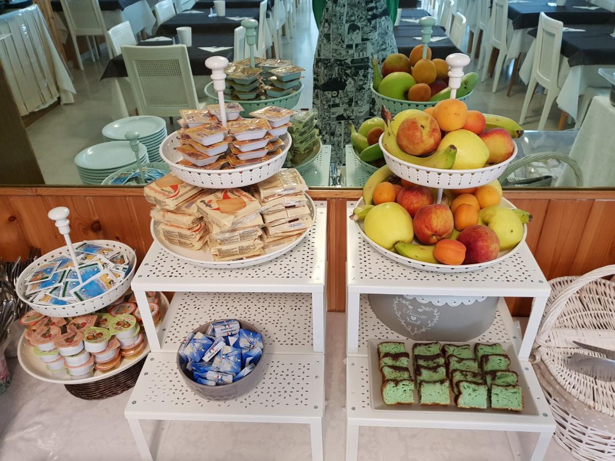 Hotel Riva Rimini Luaran gambar