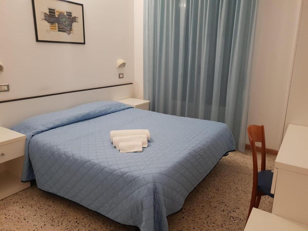 Hotel Riva Rimini Luaran gambar